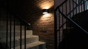 Kinkiet na klatkę schodową loft